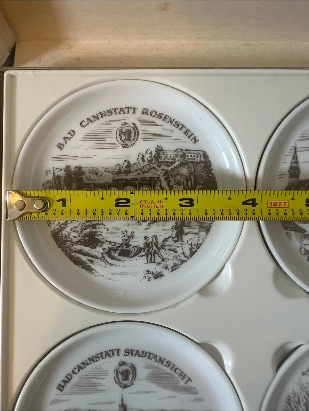 Fürstenberg Porzellan White and Brown Collector Plate Set — 6-Pack